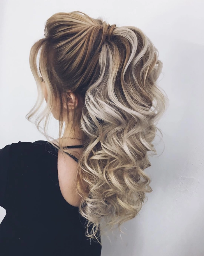 Elegant Prom Hairstyles Perfect for Sweetheart Neckline