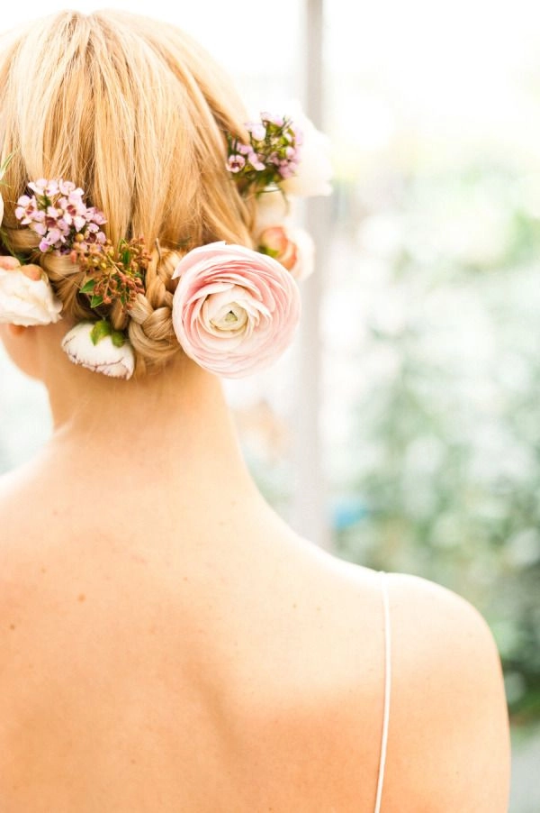Prom Hairstyles image spring prom hairstyles with fresh blooms image