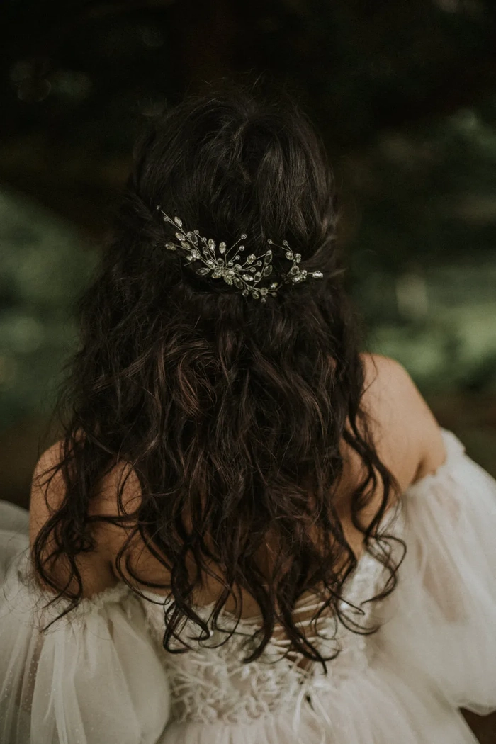 Chic and romantic wedding hairstyles perfect for intimate elopement ceremonies Elegant elopement bridal hair styles featuring soft curls and floral accessories