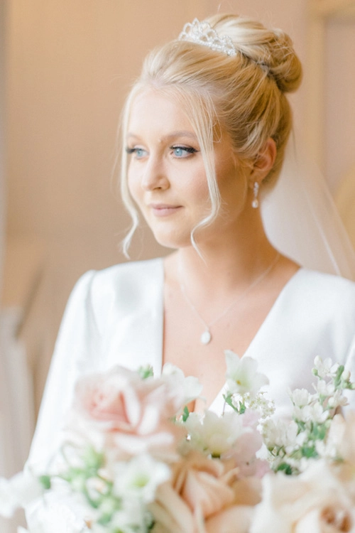 Chic and romantic bridal hair styles perfect for intimate elopement weddings Elegant elopement bridal hair styles featuring soft waves and floral accessories