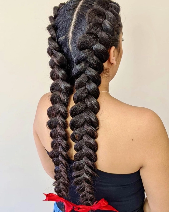 Elegant Mexican bridal braided hair styled with traditional flair