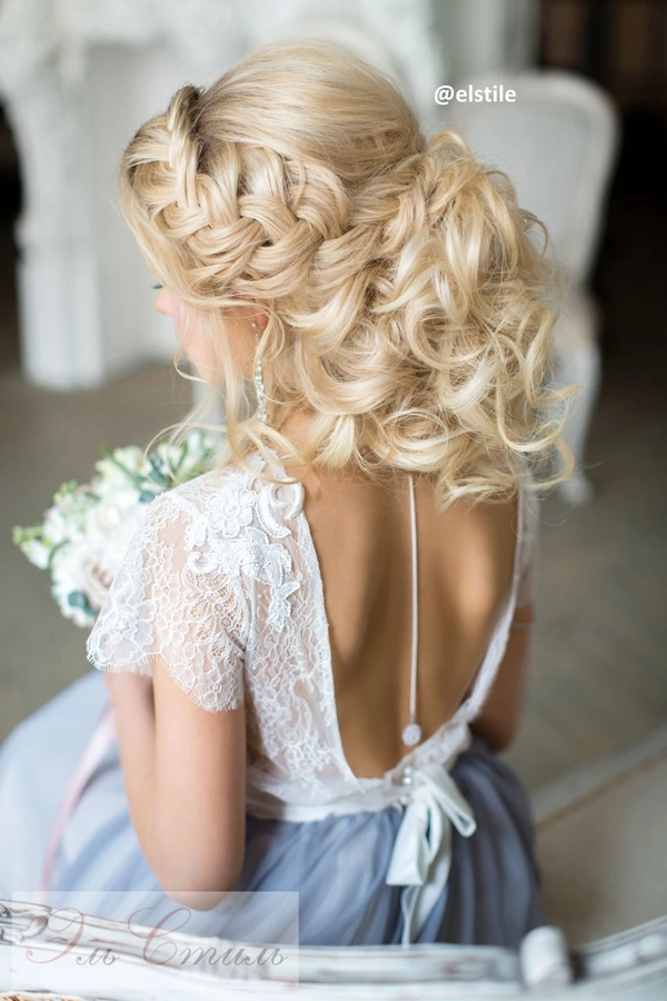 Elegant Wedding Hair Ideas for a Stunning Backless Dress