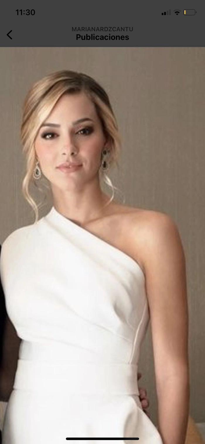 Sophisticated black tie wedding hairstyle perfect for formal occasions Elegant formal black tie wedding hair styled with sleek curls and a jeweled hairpiece