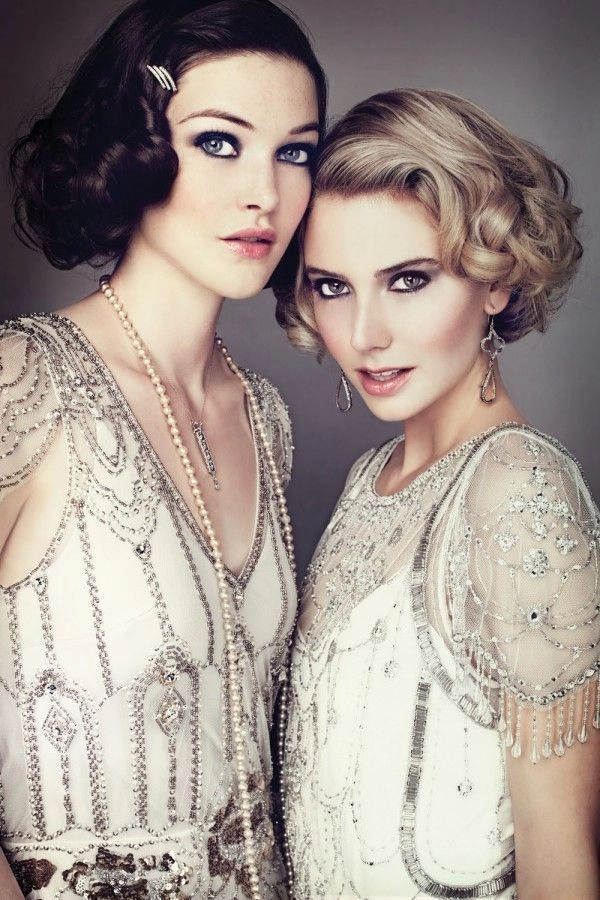 Elegant Great Gatsby themed wedding hair with vintage waves and sparkling accessories