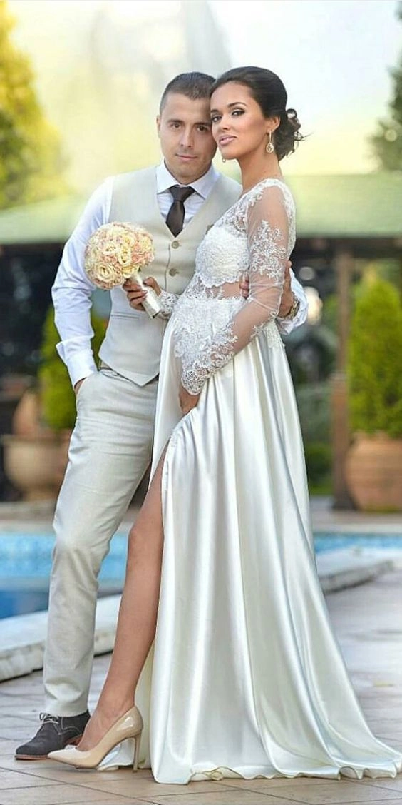 Soft and stylish wedding hair for a glowing pregnant bride Pregnant bride with a comfortable and elegant wedding hairstyle on her special day