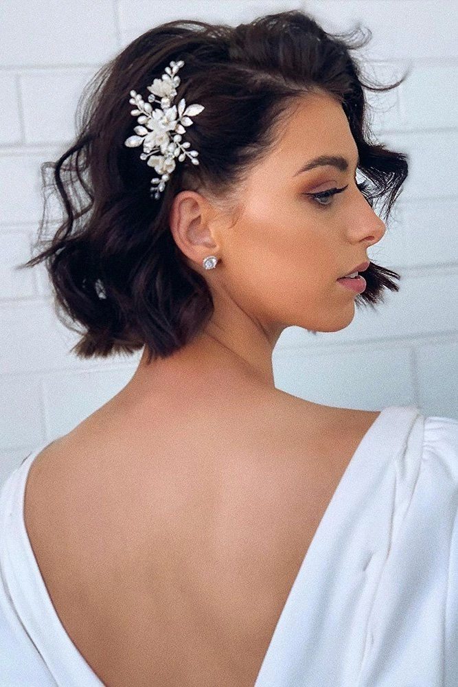 Elegant Short Wedding Hair Ideas with Extensions for Your