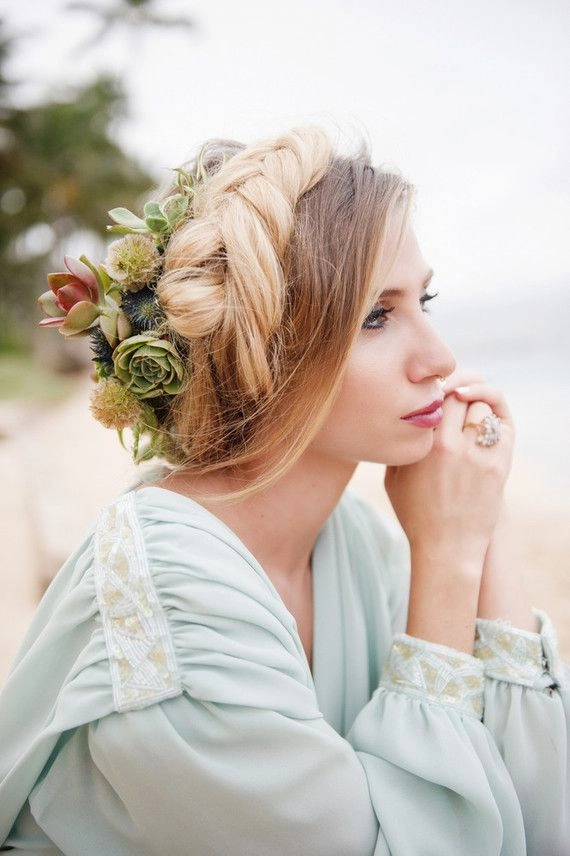 Beautiful tropical wedding hairstyle perfect for a beach celebration Elegant destination tropical wedding hair with fresh floral accents