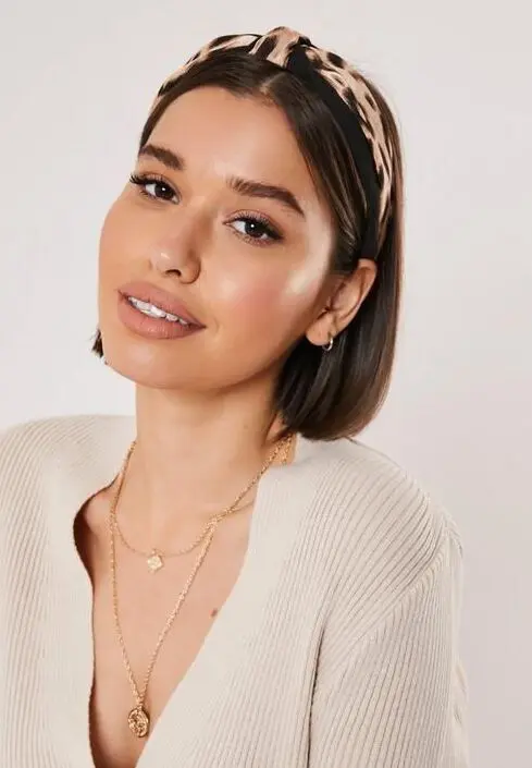 Stylish Headband Integration for Short Office Haircuts