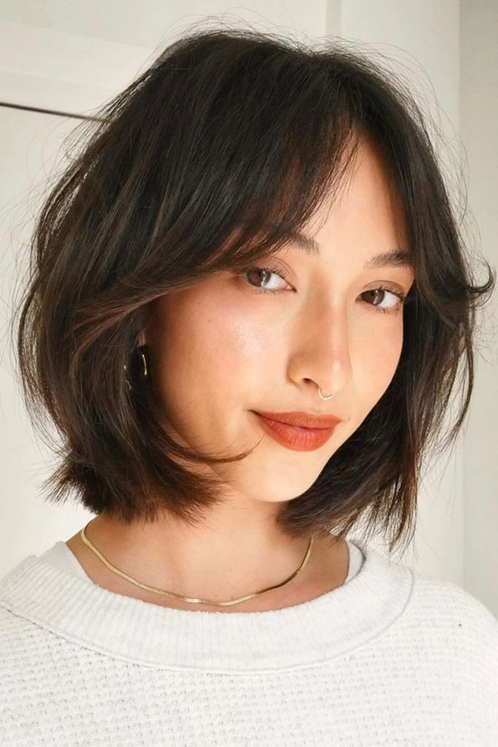 Jawline highlighting bob hairstyle for heart shaped faces, professional work look