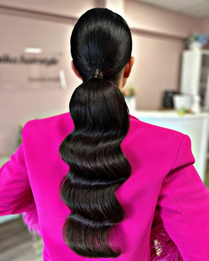 Polished Ponytail Styles for Client Meetings
